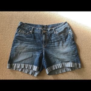 a.n.a Cuffed Jean Shorts